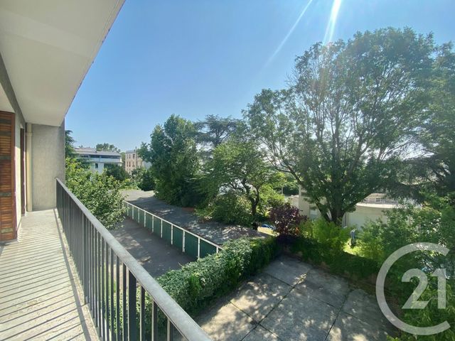 Afficher la photo en grand Appartement F3 à vendre - 3 pièces - 70.87 m2 - ISSY LES MOULINEAUX - 92 - ILE-DE-FRANCE - Century 21 Immod'Issy