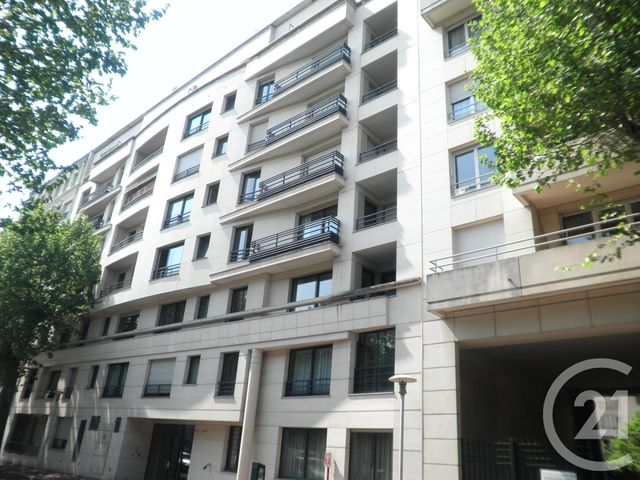 Appartement F2 à vendre - 2 pièces - 47.72 m2 - ISSY LES MOULINEAUX - 92 - ILE-DE-FRANCE - Century 21 Immod'Issy