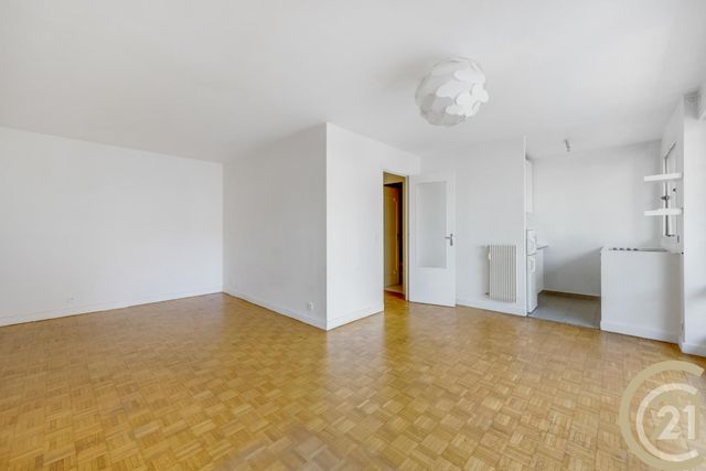  - ISSY LES MOULINEAUX - 
