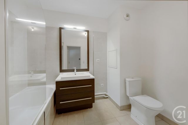 Appartement F2 à vendre - 2 pièces - 41.6 m2 - ISSY LES MOULINEAUX - 92 - ILE-DE-FRANCE - Century 21 Immod'Issy