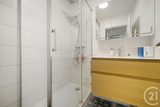 Appartement F2 à vendre - 2 pièces - 42.11 m2 - ISSY LES MOULINEAUX - 92 - ILE-DE-FRANCE - Century 21 Immod'Issy