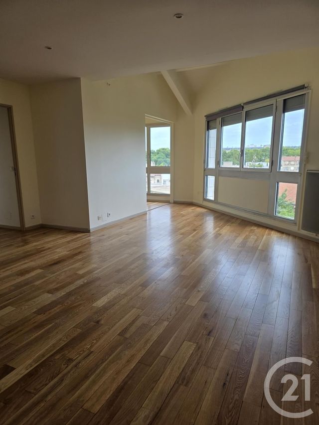 Appartement Duplex à louer - 5 pièces - 112.1 m2 - VANVES - 92 - ILE-DE-FRANCE - Century 21 Immod'Issy