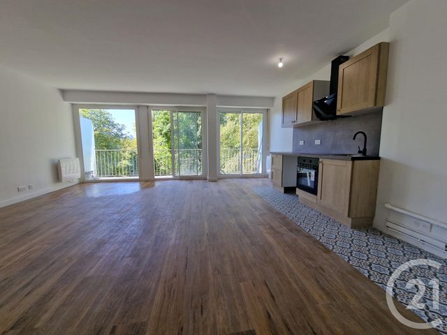 Appartement Studio à louer - 1 pièce - 42.33 m2 - ST GERMAIN EN LAYE - 78 - ILE-DE-FRANCE - Century 21 Immod'Issy