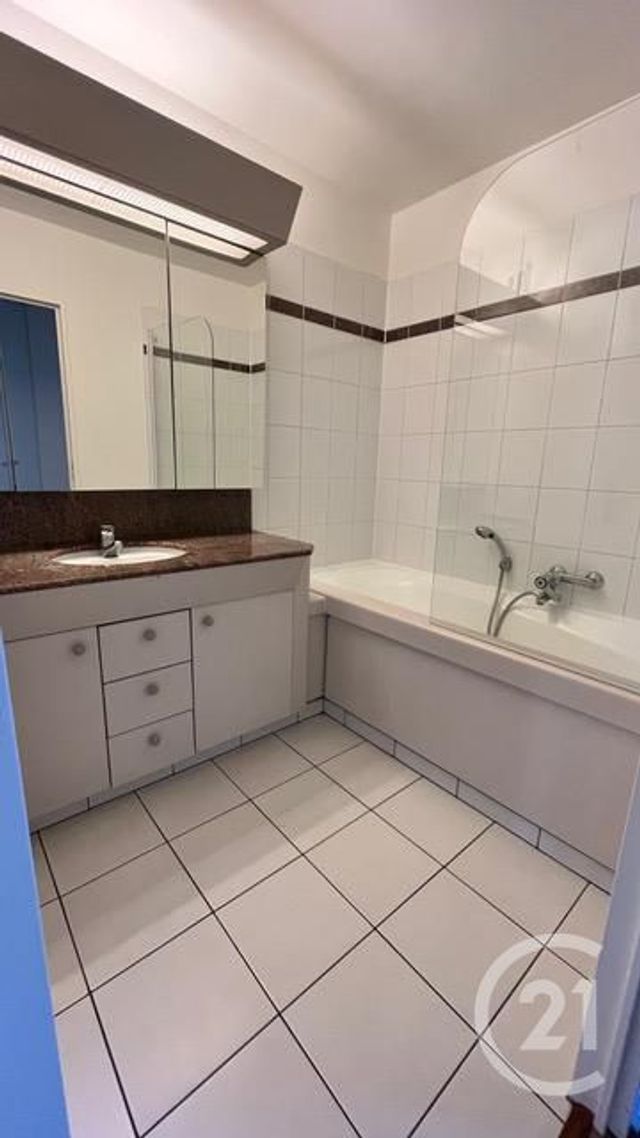 Appartement F3 à louer - 3 pièces - 78.5 m2 - ISSY LES MOULINEAUX - 92 - ILE-DE-FRANCE - Century 21 Immod'Issy