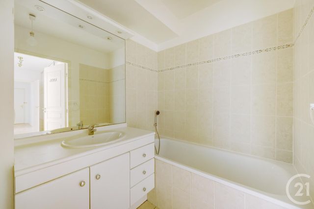 Appartement F4 à vendre - 4 pièces - 88.42 m2 - ISSY LES MOULINEAUX - 92 - ILE-DE-FRANCE - Century 21 Immod'Issy