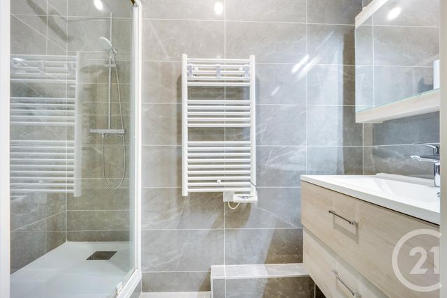 Appartement F4 à vendre - 4 pièces - 90.02 m2 - ISSY LES MOULINEAUX - 92 - ILE-DE-FRANCE - Century 21 Immod'Issy