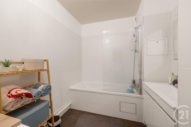 Appartement F3 à vendre - 3 pièces - 68.55 m2 - ISSY LES MOULINEAUX - 92 - ILE-DE-FRANCE - Century 21 Immod'Issy