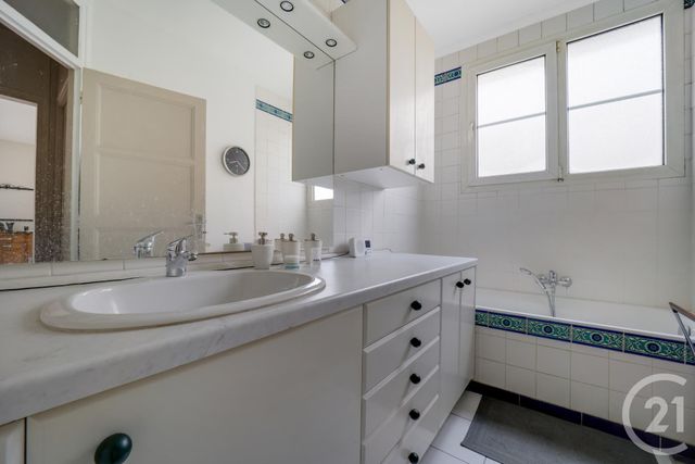 Appartement F5 à vendre - 5 pièces - 107.69 m2 - ISSY LES MOULINEAUX - 92 - ILE-DE-FRANCE - Century 21 Immod'Issy