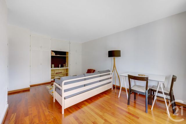 Appartement F2 à vendre - 2 pièces - 47.52 m2 - ISSY LES MOULINEAUX - 92 - ILE-DE-FRANCE - Century 21 Immod'Issy