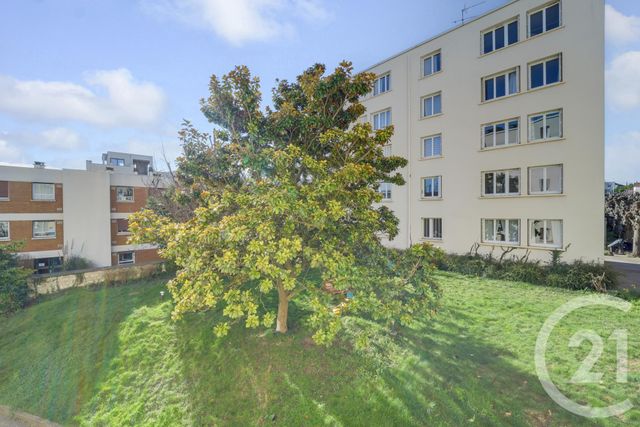 Appartement F3 à vendre - 3 pièces - 50.1 m2 - VANVES - 92 - ILE-DE-FRANCE - Century 21 Immod'Issy
