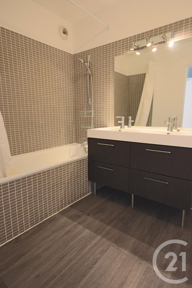 Appartement F3 à louer - 3 pièces - 69.04 m2 - ISSY LES MOULINEAUX - 92 - ILE-DE-FRANCE - Century 21 Immod'Issy