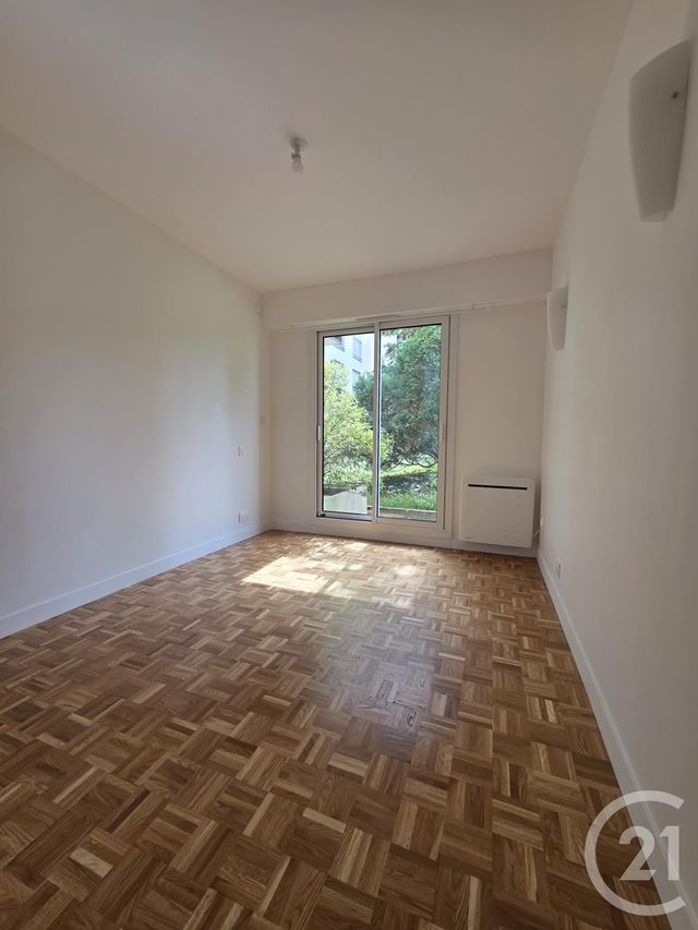 Appartement F2 à louer - 2 pièces - 51.34 m2 - ISSY LES MOULINEAUX - 92 - ILE-DE-FRANCE - Century 21 Immod'Issy
