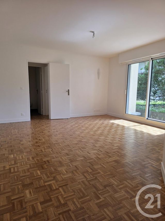 Appartement F2 à louer - 2 pièces - 51.34 m2 - ISSY LES MOULINEAUX - 92 - ILE-DE-FRANCE - Century 21 Immod'Issy