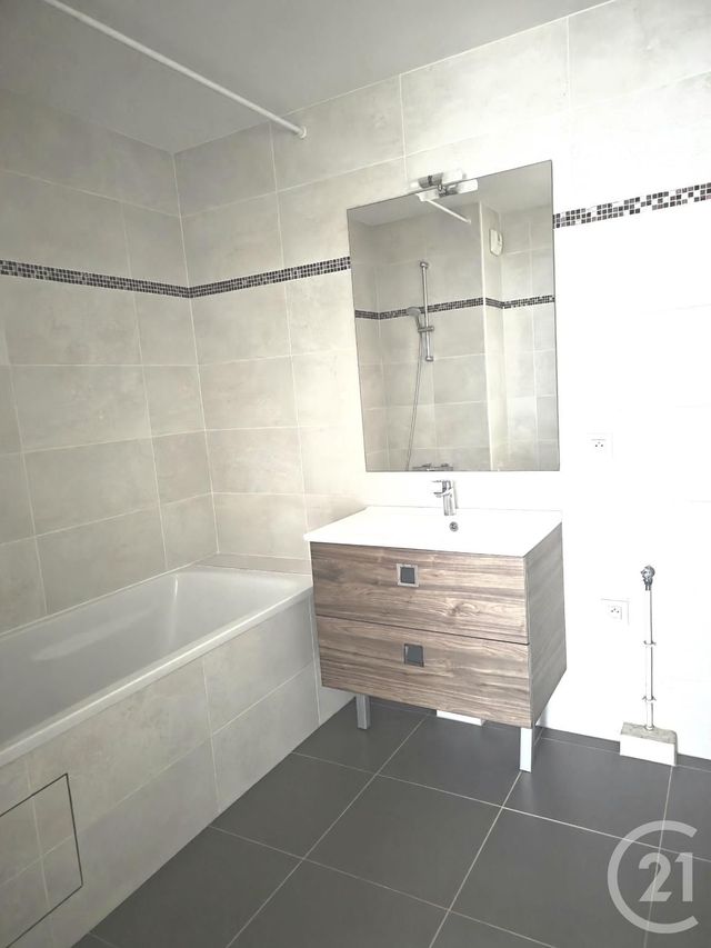 Appartement F3 à louer - 3 pièces - 58.79 m2 - MEUDON - 92 - ILE-DE-FRANCE - Century 21 Immod'Issy