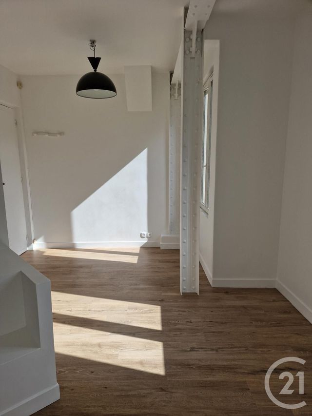 Appartement Studio à louer - 1 pièce - 15.24 m2 - PARIS - 75015 - ILE-DE-FRANCE - Century 21 Immod'Issy