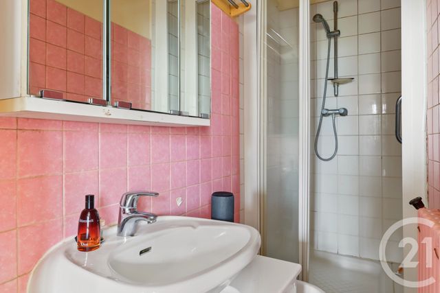 Appartement F2 à vendre - 2 pièces - 47.11 m2 - ISSY LES MOULINEAUX - 92 - ILE-DE-FRANCE - Century 21 Immod'Issy