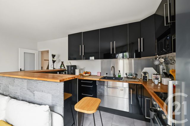 Appartement F2 à vendre - 3 pièces - 58.21 m2 - ISSY LES MOULINEAUX - 92 - ILE-DE-FRANCE - Century 21 Immod'Issy