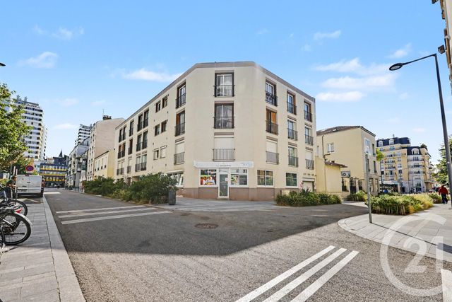 Appartement F2 à vendre - 2 pièces - 59.66 m2 - ISSY LES MOULINEAUX - 92 - ILE-DE-FRANCE - Century 21 Immod'Issy